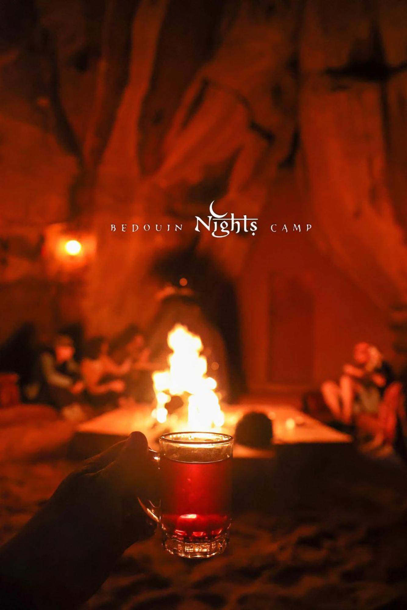 Bedouin Nights Camp Hotel Wadi Rum Bagian luar foto